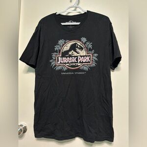 UNIVERSAL STUDIOS JURASSIC PARK GLOW IN THE DARK T-SHIRT